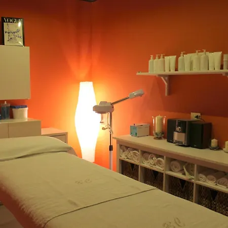 Hotel Clementi