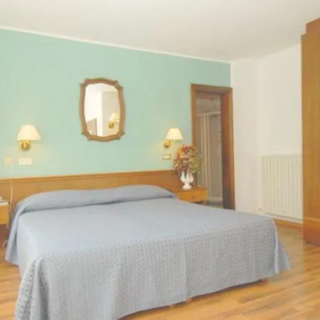 Hotel Clementi