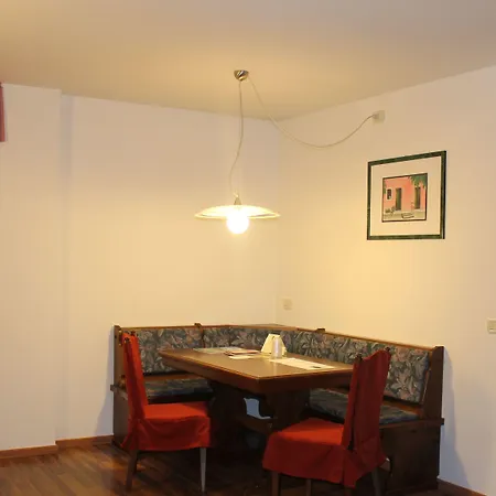 酒店 白塔克里门迪酒店